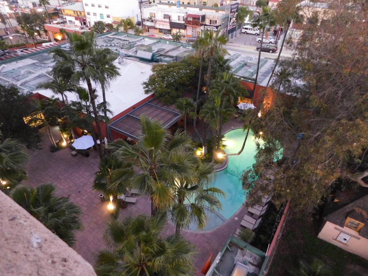 Hotel Palacio Azteca Tijuana Exterior photo